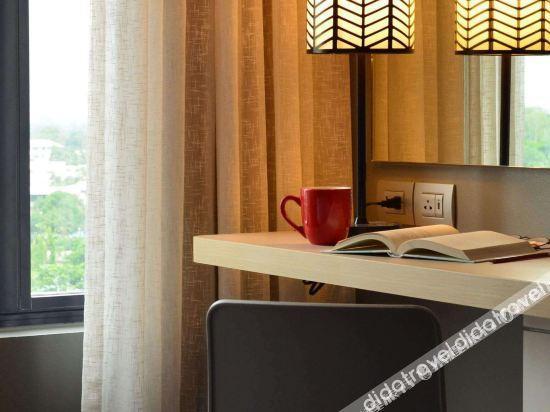 Summit Hotel Greenhills Quezon City Extérieur photo