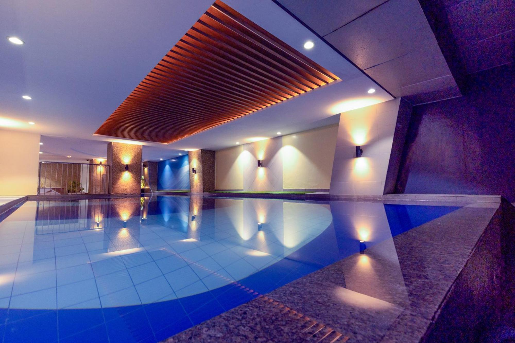 Summit Hotel Greenhills Quezon City Extérieur photo