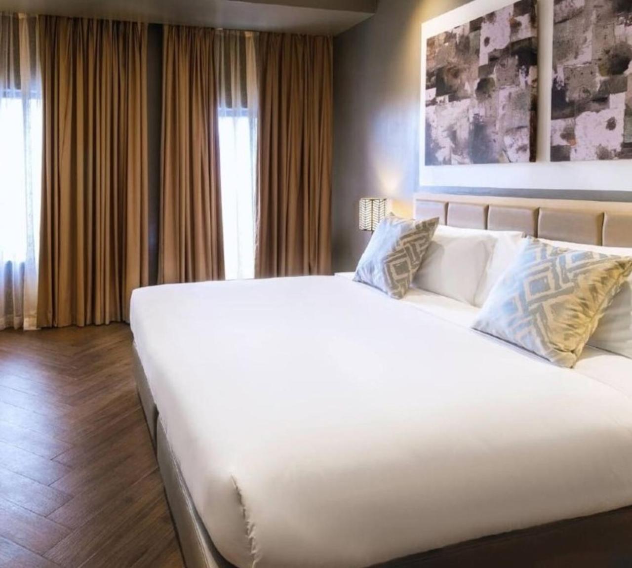 Summit Hotel Greenhills Quezon City Extérieur photo