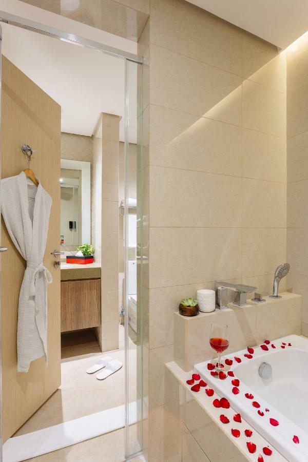 Summit Hotel Greenhills Quezon City Extérieur photo