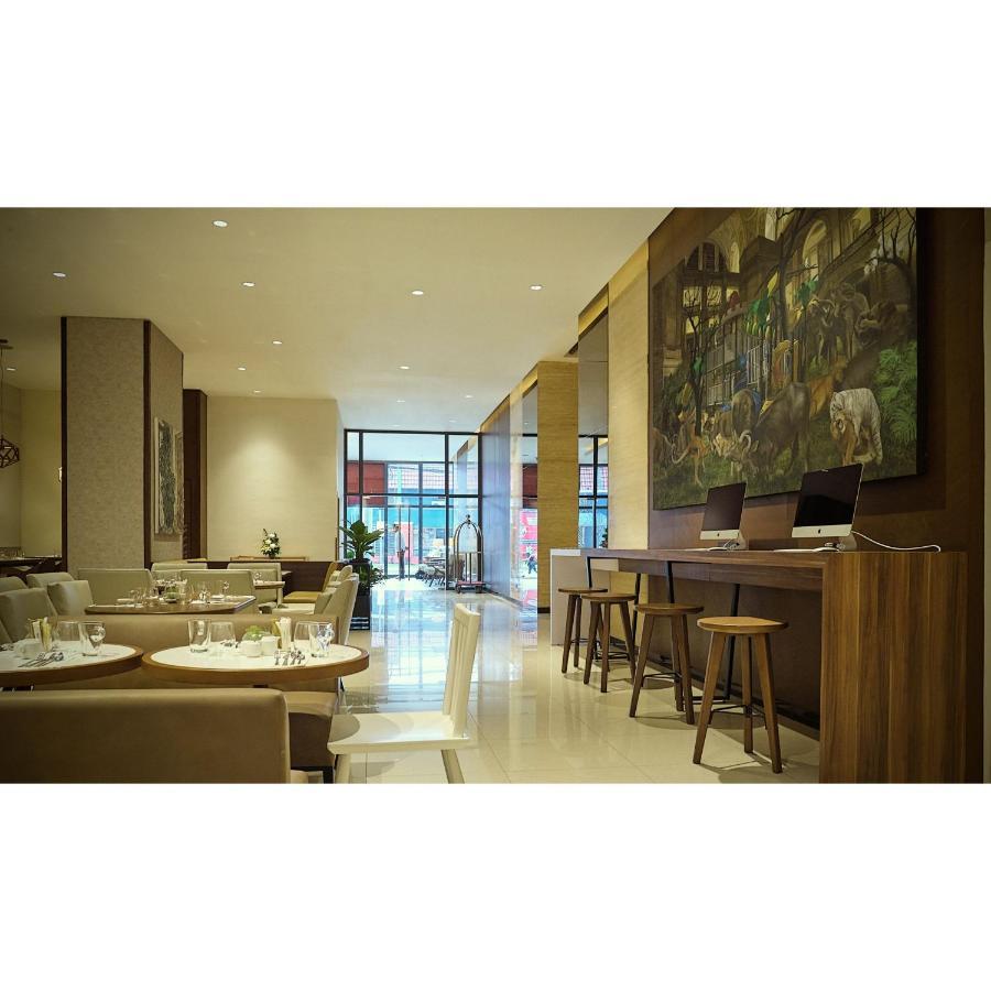 Summit Hotel Greenhills Quezon City Extérieur photo