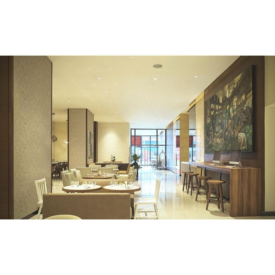 Summit Hotel Greenhills Quezon City Extérieur photo
