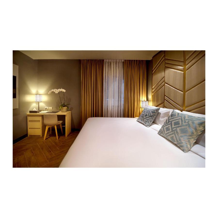 Summit Hotel Greenhills Quezon City Extérieur photo