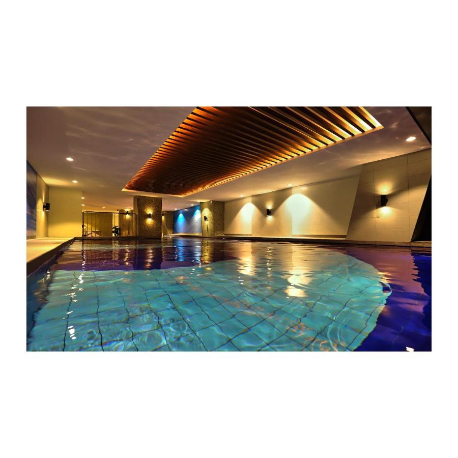 Summit Hotel Greenhills Quezon City Extérieur photo